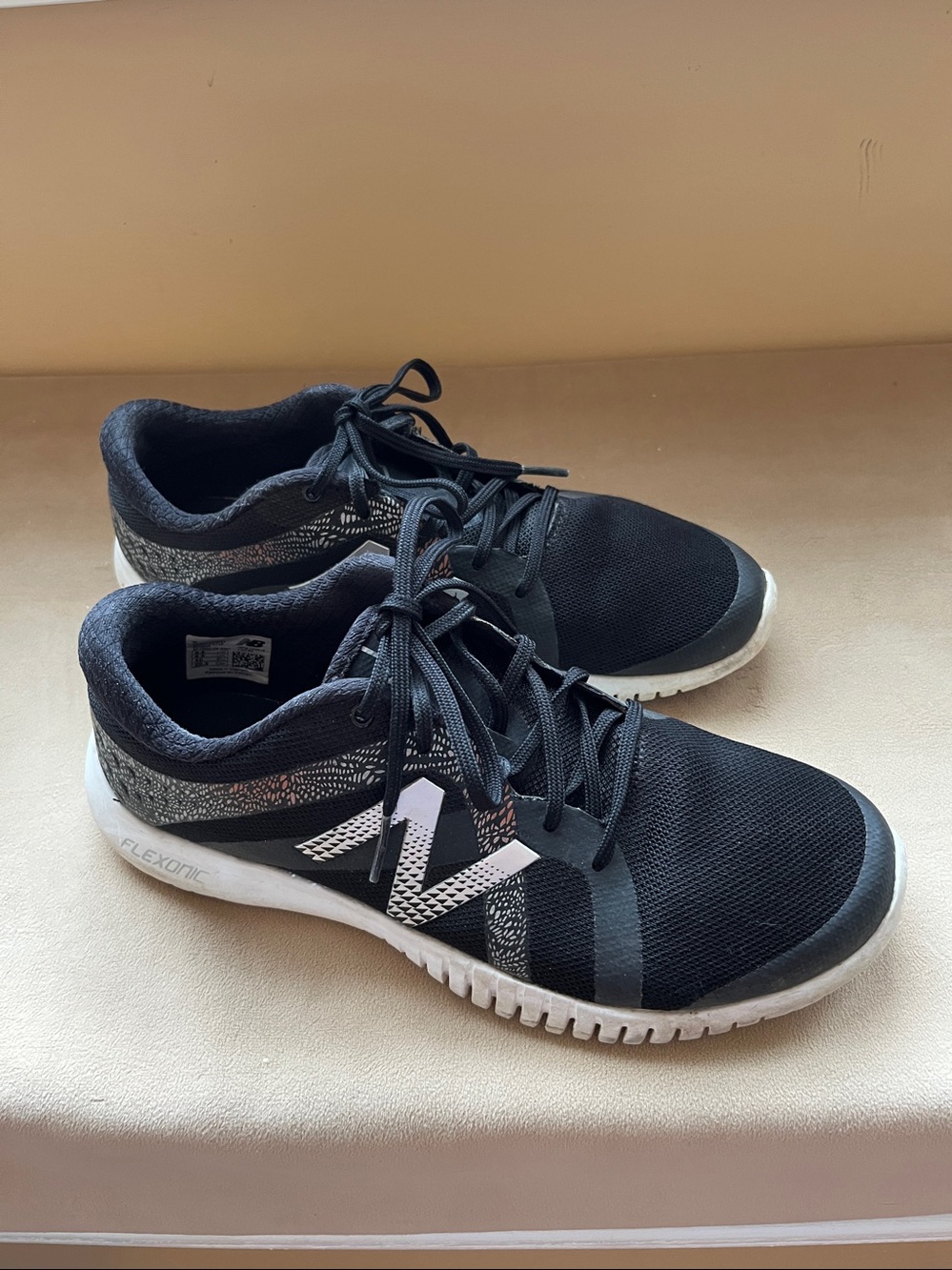 New Balance Black Flexonic Athletic Training Shoes